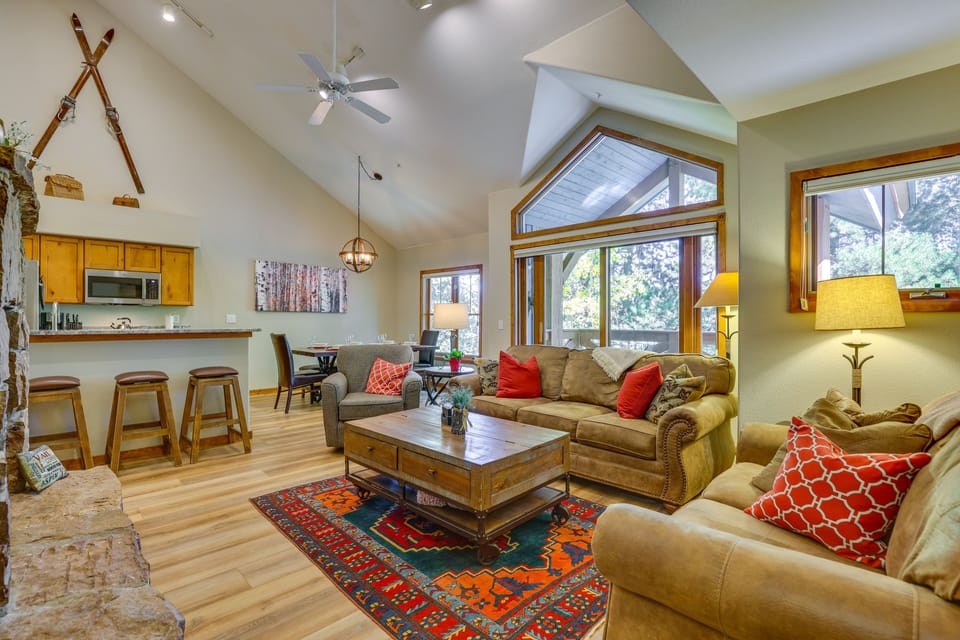 Open-Concept Living Area | Free WiFi | Central Heat | Smart TV | Gas Fireplace