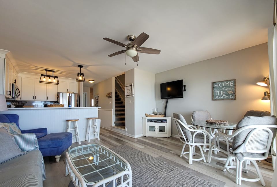 910 B S Shore Dr (910B Turtle Cove [Int. Refresh - Kitchen]) - watermarked-07