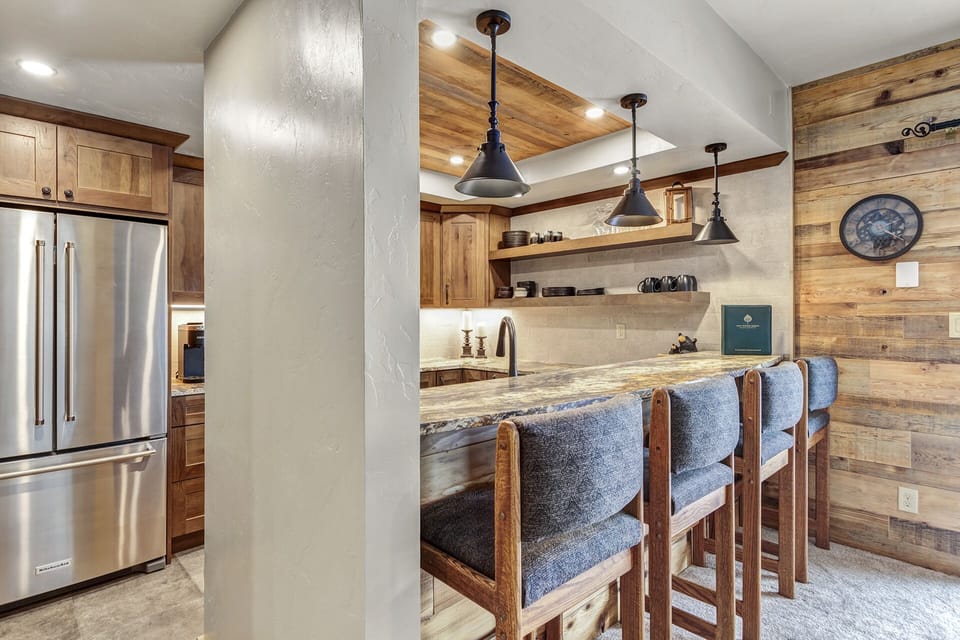 Breakfast Bar