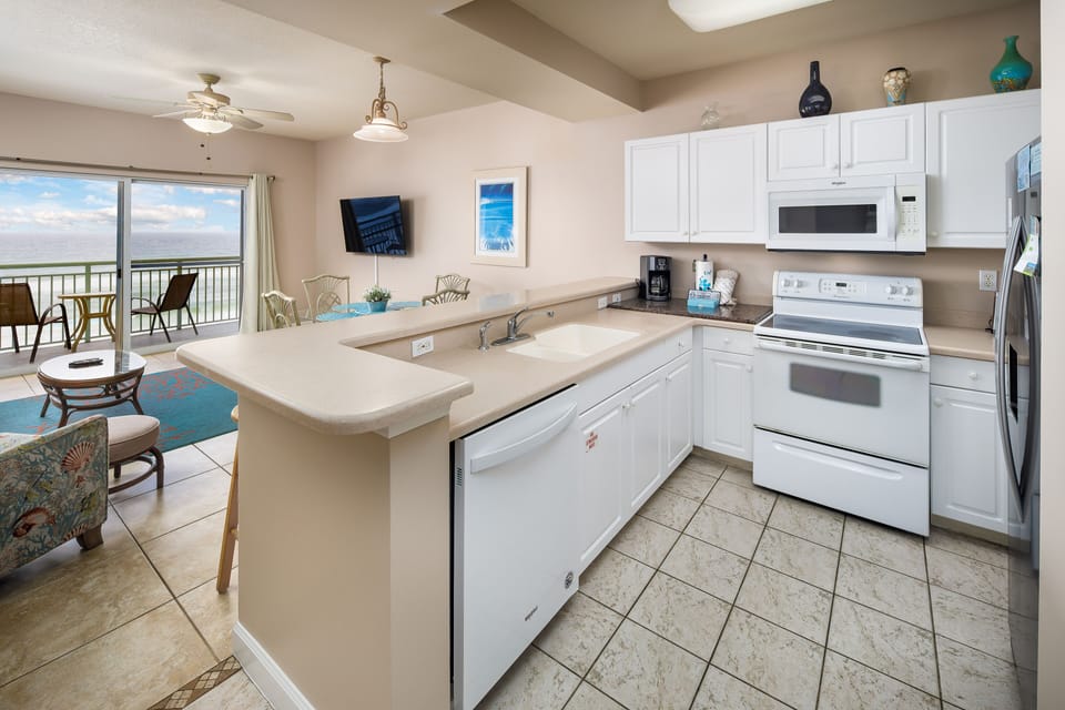 Kitchen - A full kitchen is a great amenity to have when on vacation- the family can still have the healthy, well rounded meals they need.