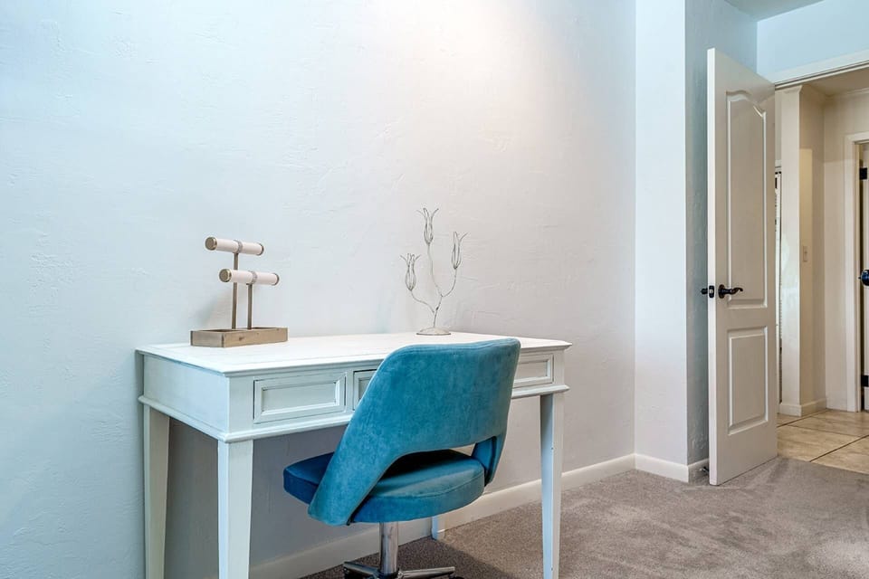 Master Bedroom ~ Desk for reading emails, studying or for balancing the beach/work schedule.