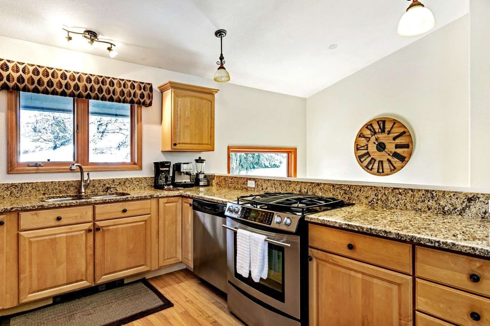 This spacious, fully equipped kitchen has everything you need to dine in with family or entertain friends.