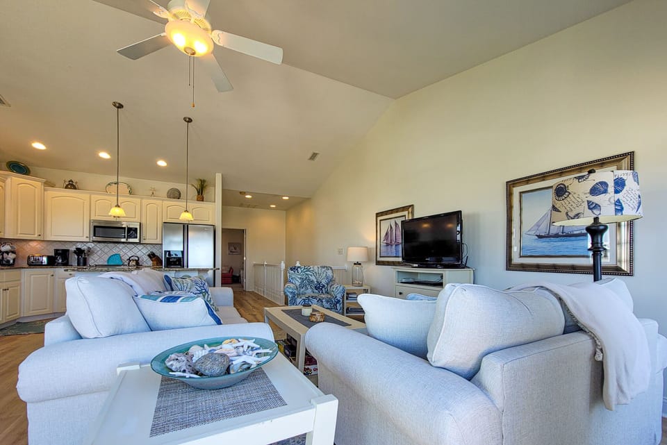 Living Room-06