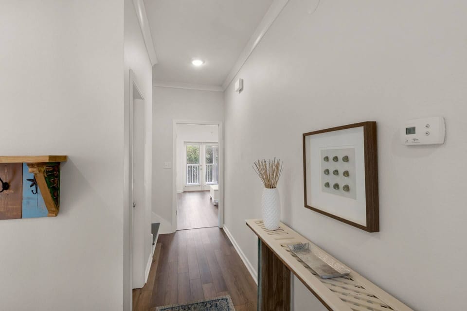 Entry way