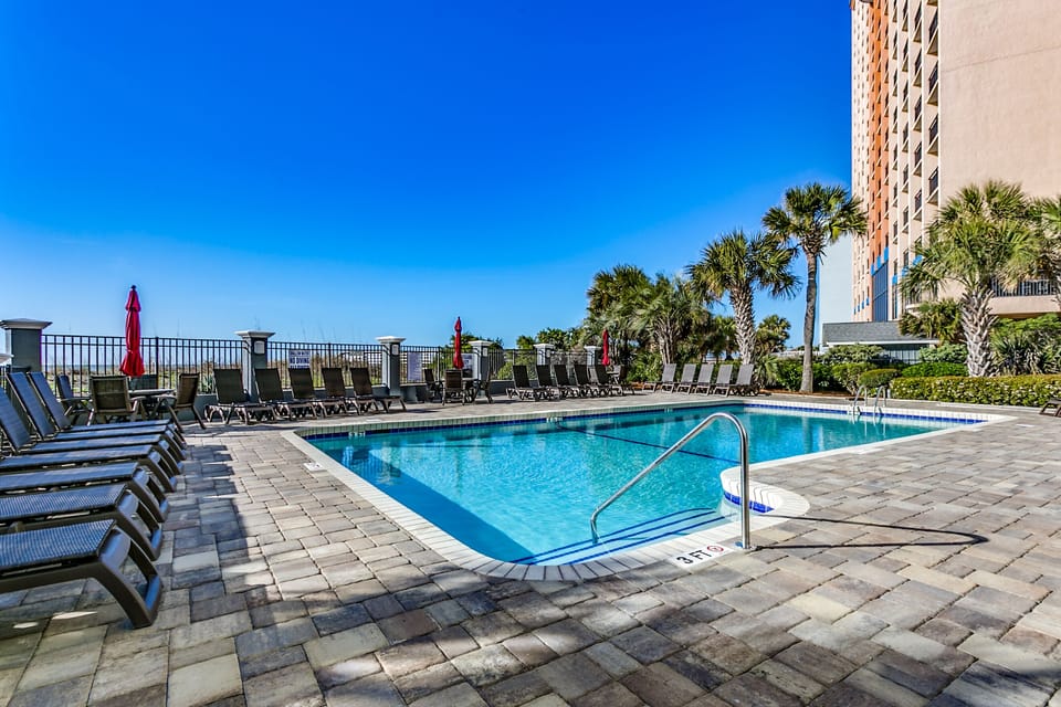 Carolina Dunes Pool