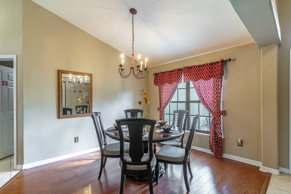 Hardwood floors and formal dining for 4