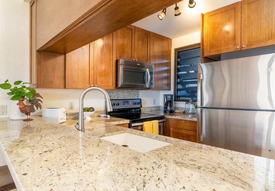 Fully stocked kitchen for all your dining needs