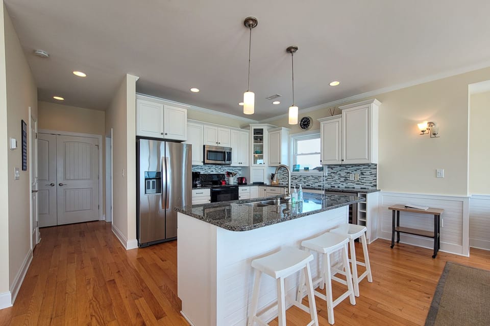 604 N Shore Dr (Bel Mare [Int. Ext. Aerials]) - watermarked-08