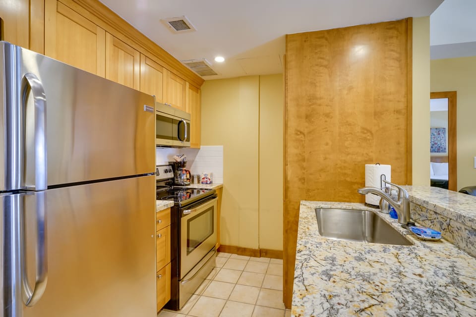Kitchen | Cooking Basics | Drip Coffee Maker