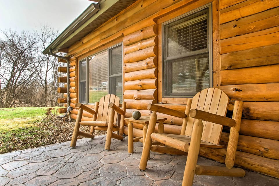 Ferryville Vacation Rental | 2BR | 1BA | 800 Sq Ft | Step-Free Access