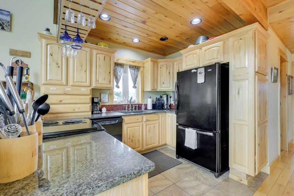 Kitchen | Coffee Maker | Dishware + Flatware | Cooking Basics