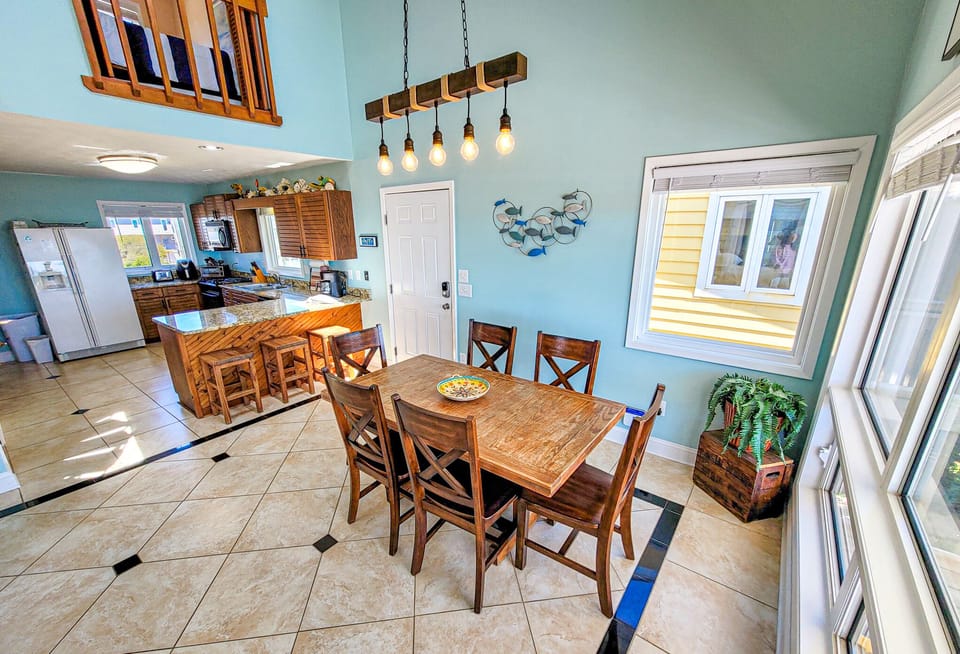 Dining Room - 35