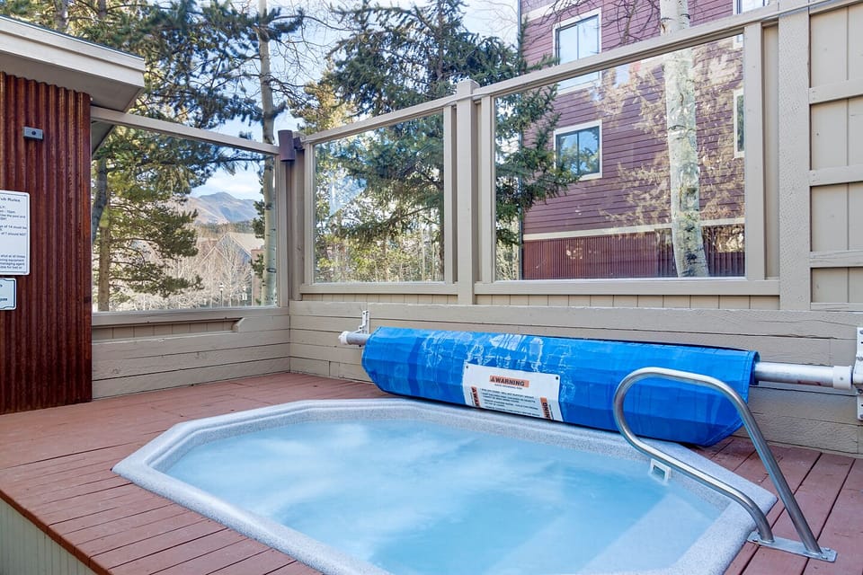 Outdoor Hot Tub