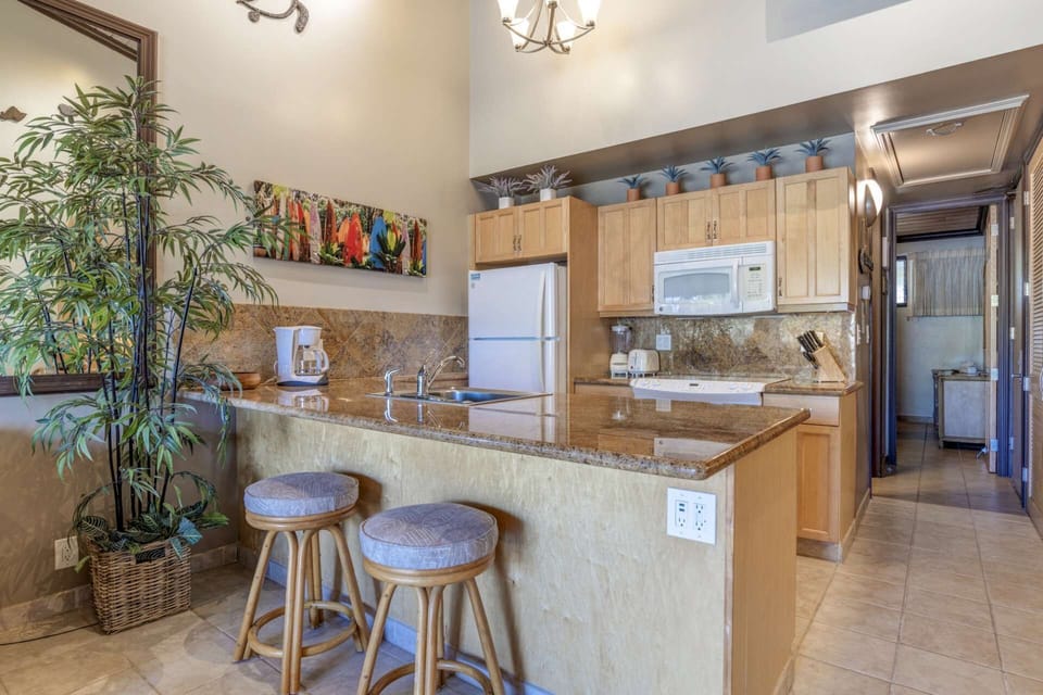 Additional counter seating for two.