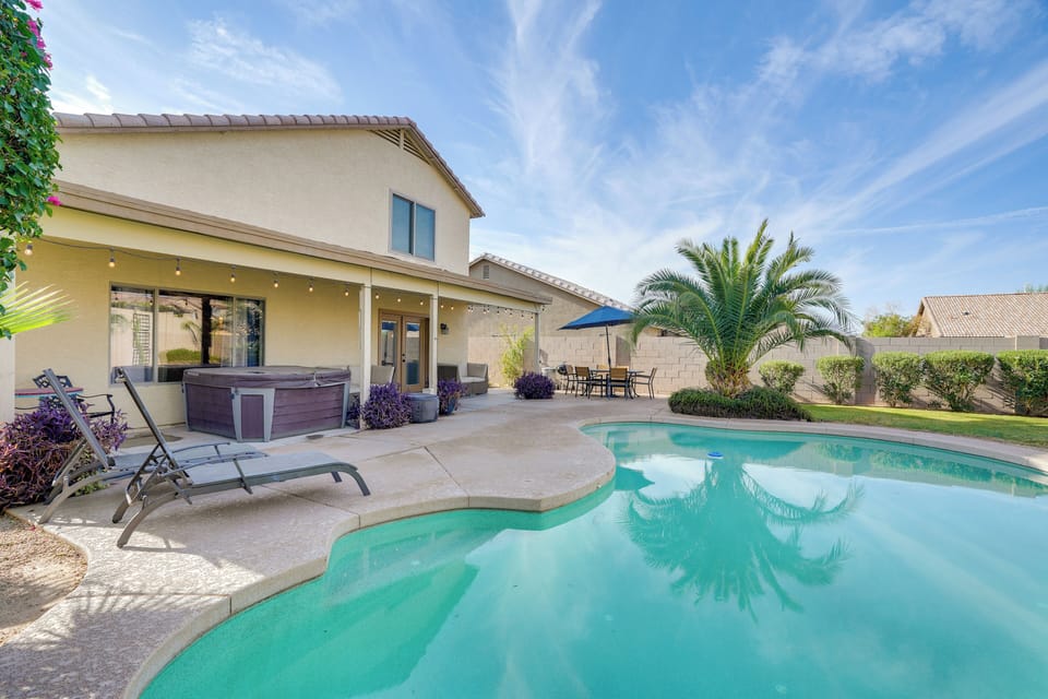 Avondale Vacation Rental Home | 4BR | 3BA | 2,169 Sq Ft | Step-Free Entry