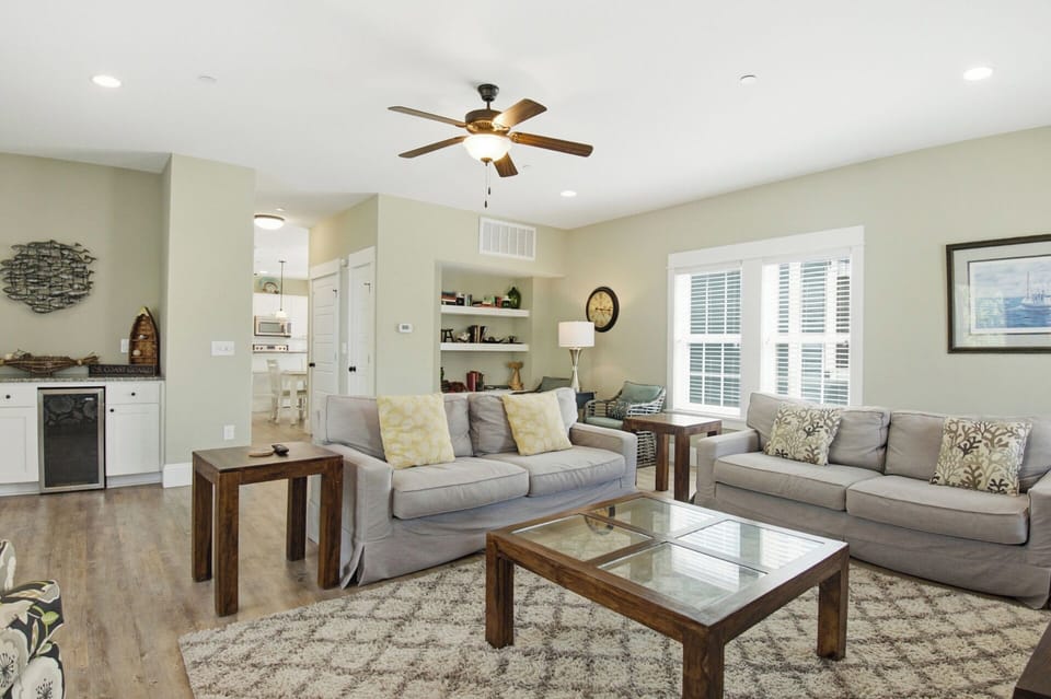 Second Level Living Area