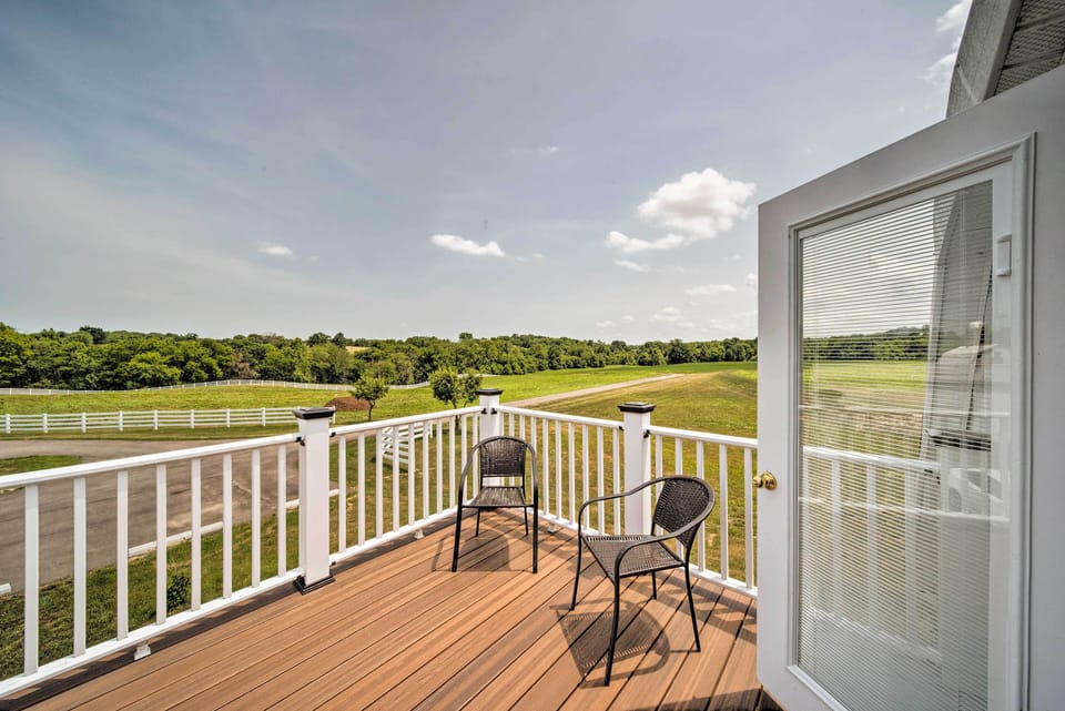 Berger Vacation Rental | 1BR | 1.5BA | 1,000 Sq Ft | Steps to Access