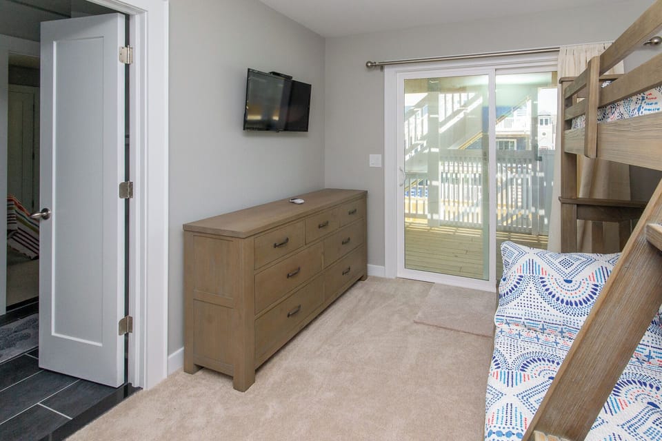 Mid Level Bedroom