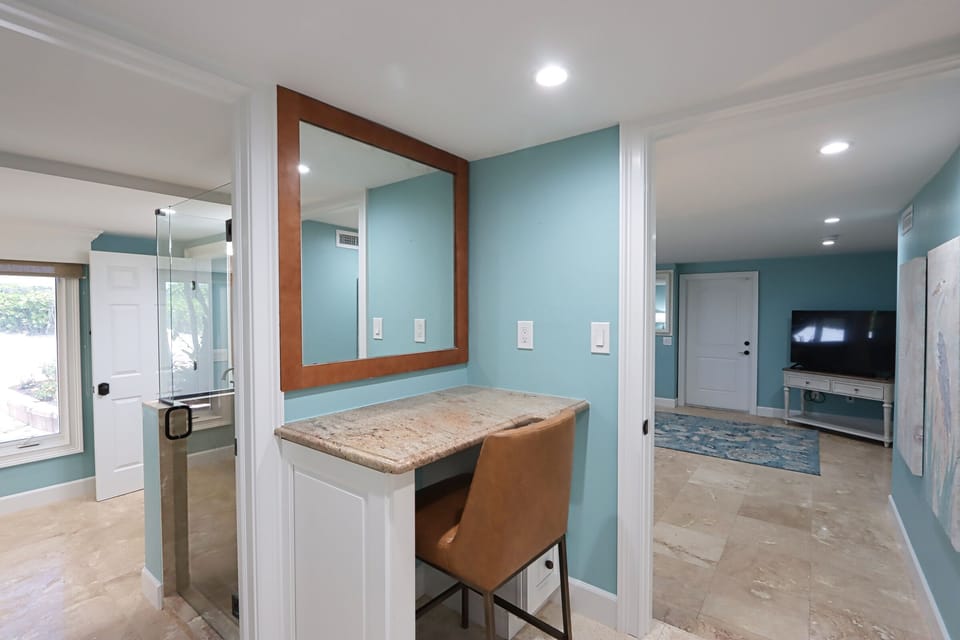 Mother-in-law suite