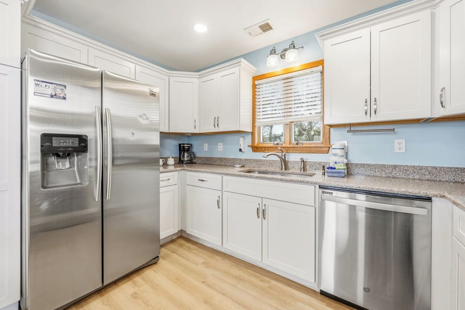 Third Level Full Kitchen