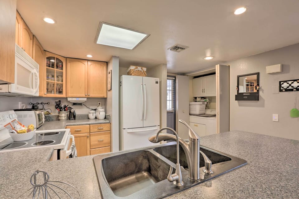 Kitchen | Fully Equipped
