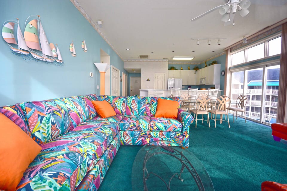 LIVING-AREA