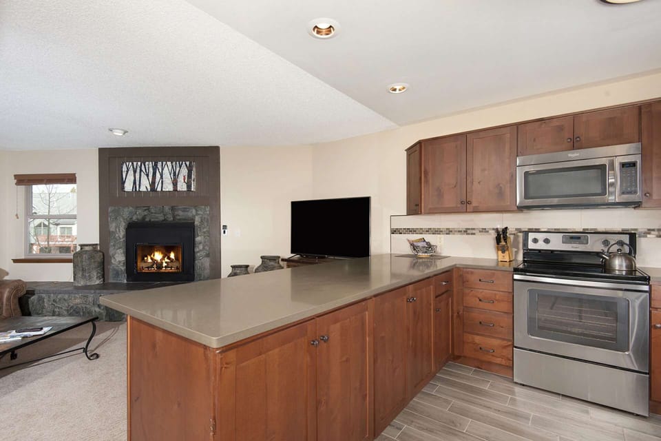 Spacious kitchen with tons of storage and counter pace - Drip Coffee Maker