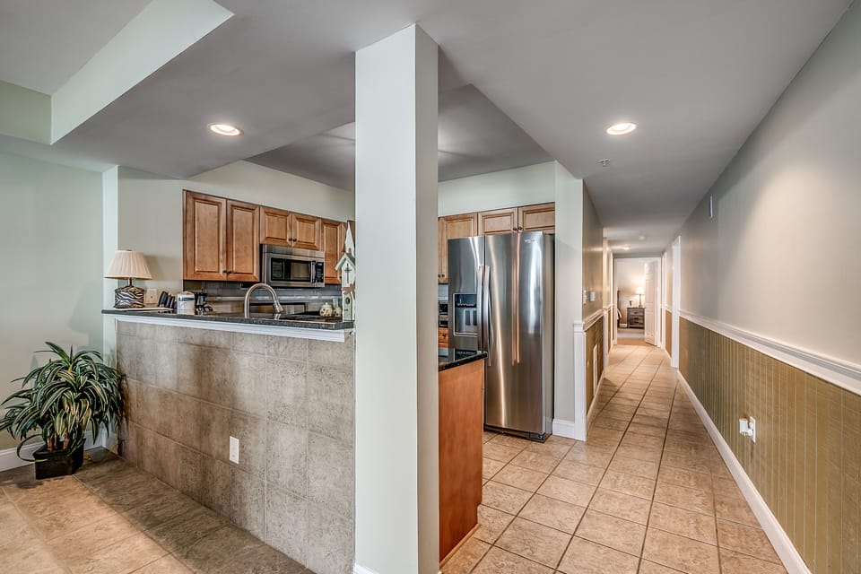 Full kitchen