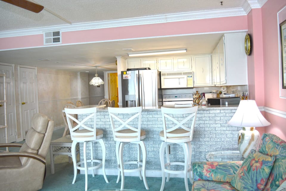 LIVING-AREA