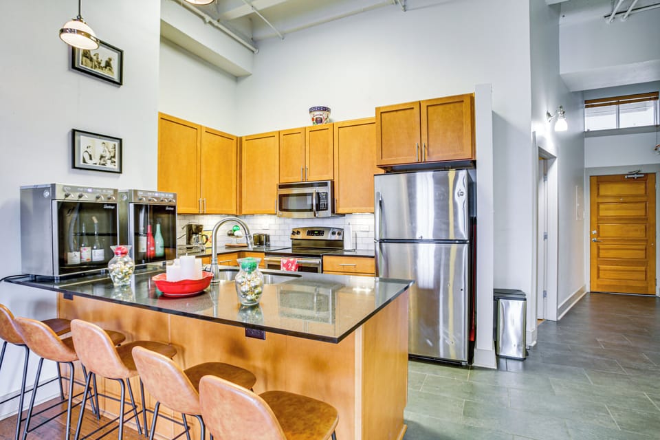 Kitchen | Drip & Single-Serve Coffee Makers | Toaster | Cooking Basics