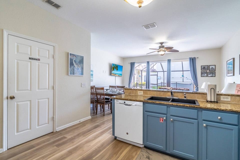 New Painting, New Flooring and New Décor Throughout Home