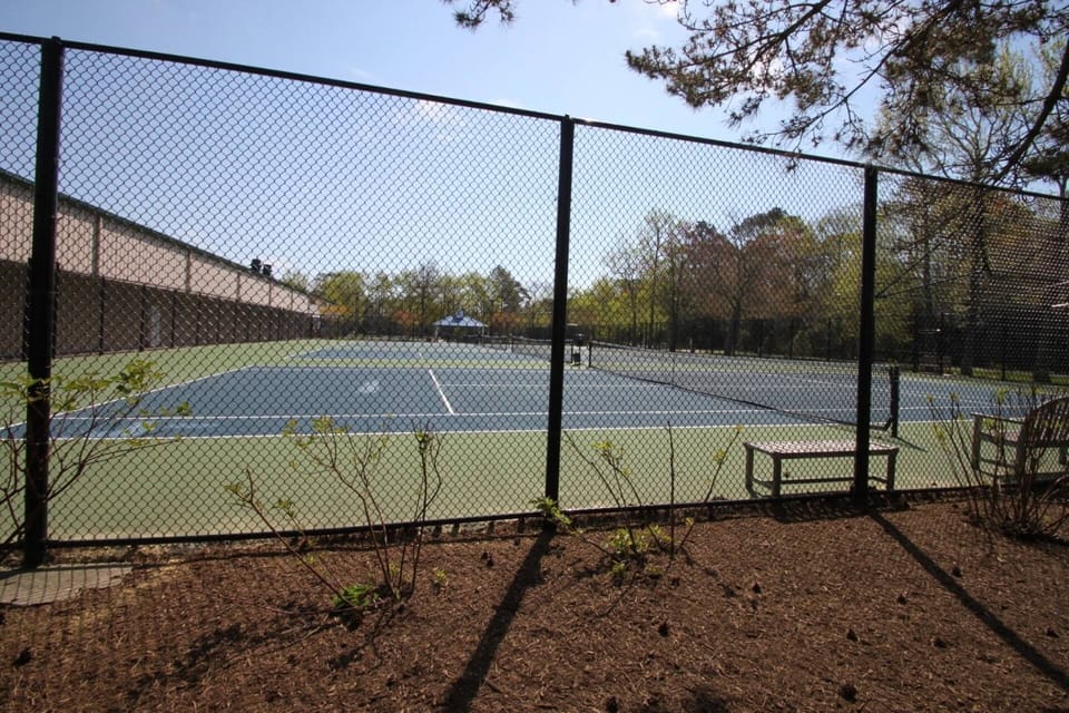 Abundant tennis at Sea Colony