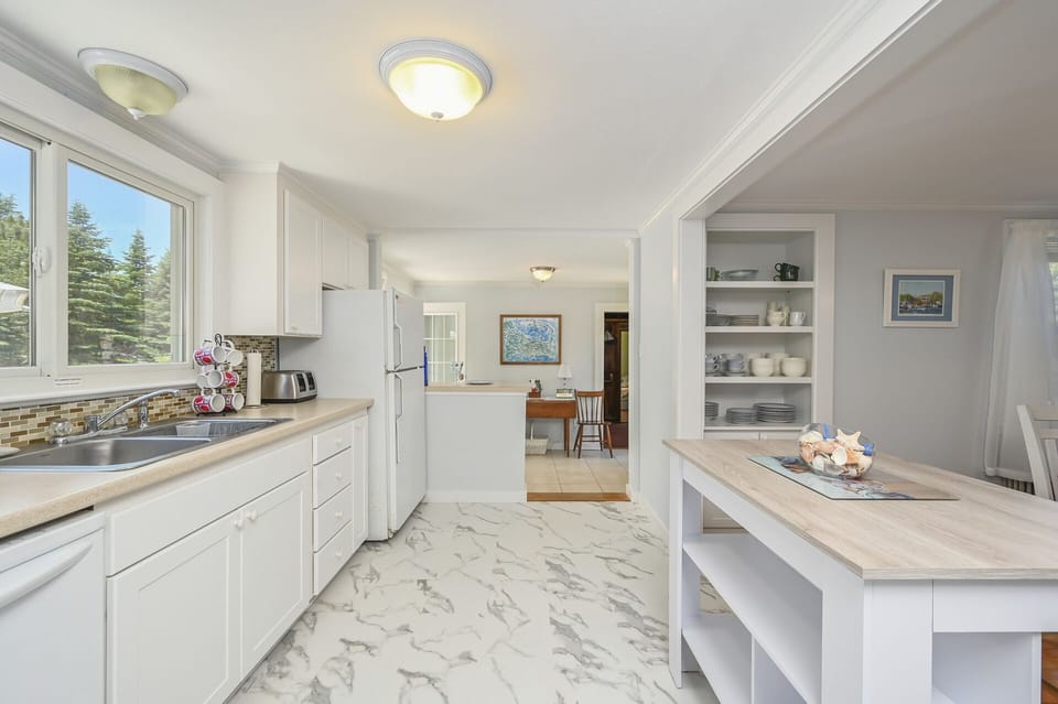 Brand New Kitchen at -54 Hiawatha Road Harwich Port Cape Cod New England Vacation Rentals