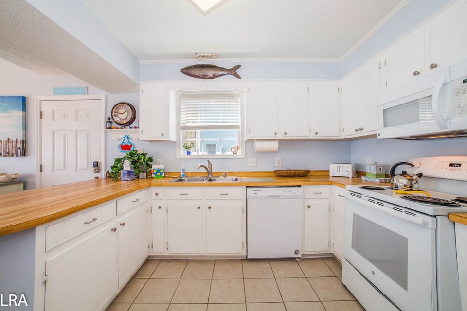 Kitchen 7