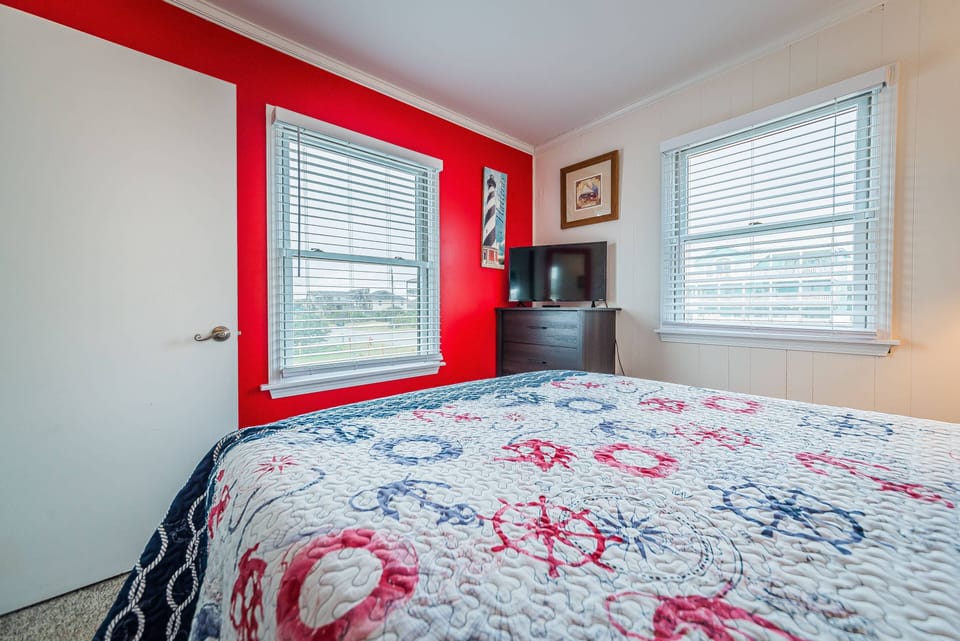 Mid Level Bedroom