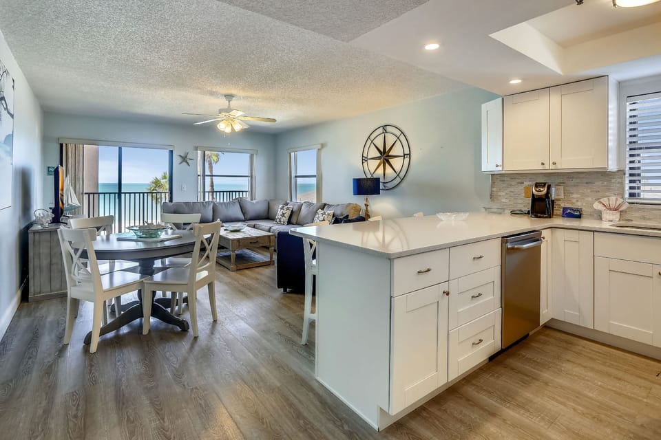 Welcome to Emerald Isle 204 - Water Views