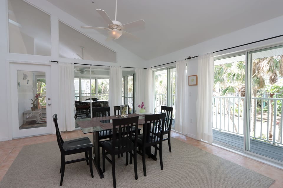 Dining Table with seating for six