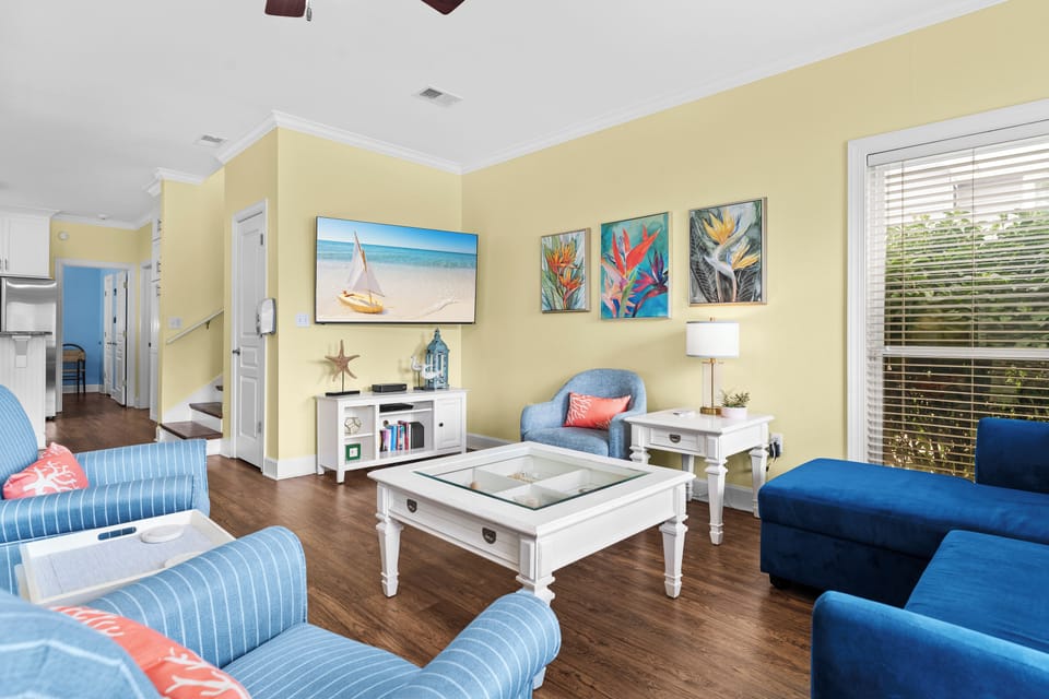 Open Living Area comfortable for Everyone