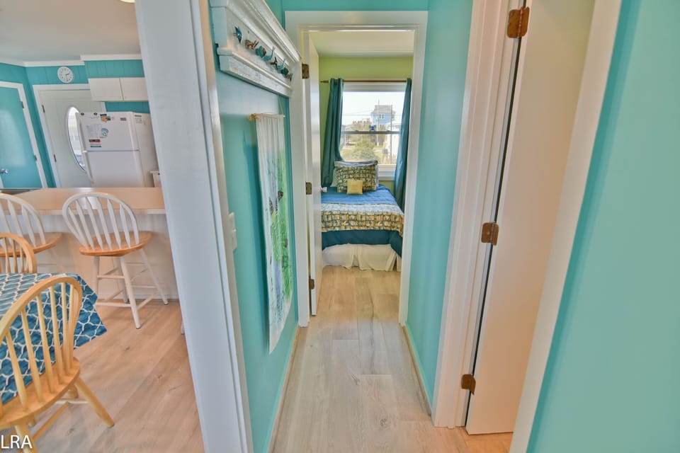 Hallway_0043