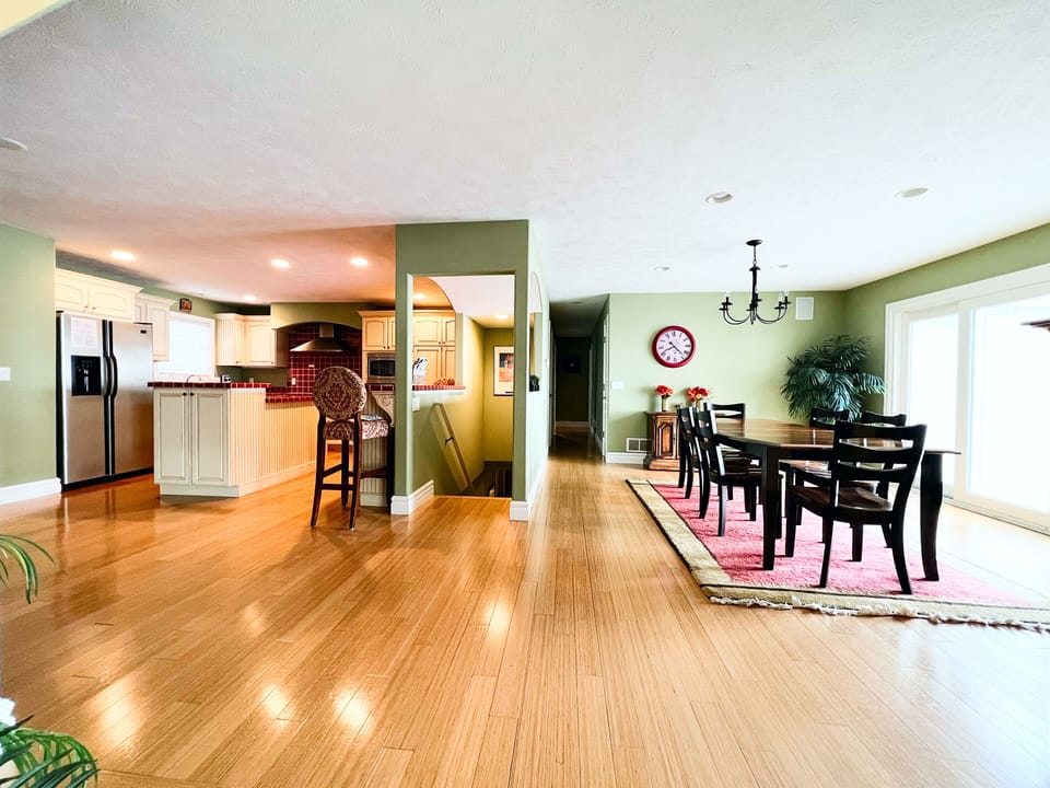 Kitchen/Dining area. - Kitchen/Dining area.