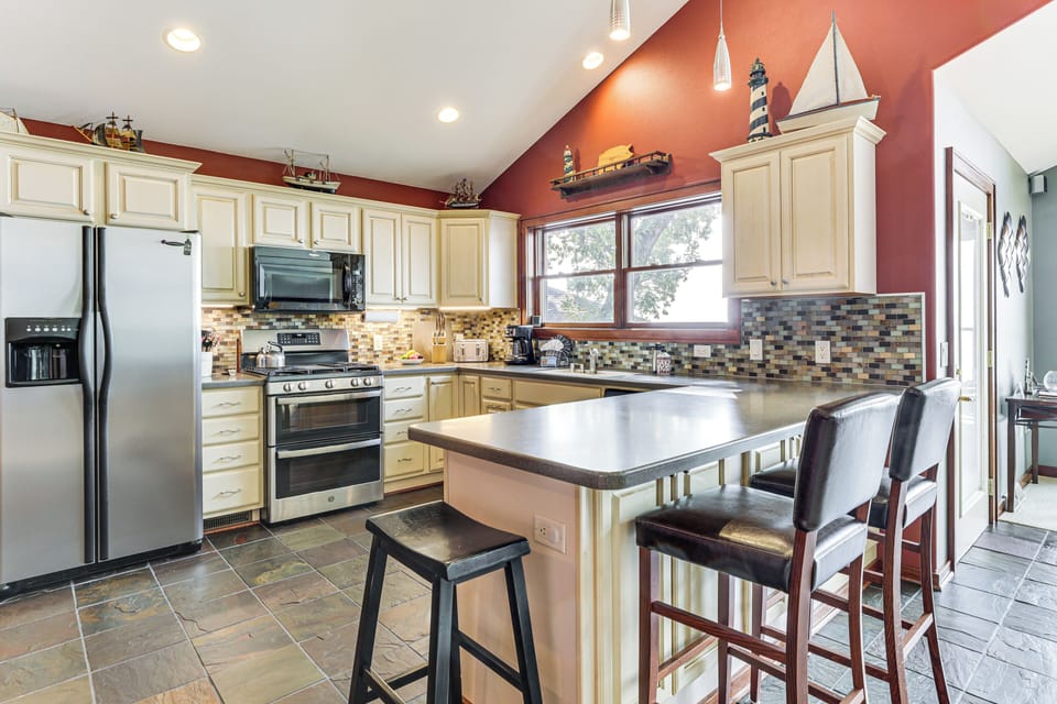 Kitchen | Tea Kettle | Ice Maker