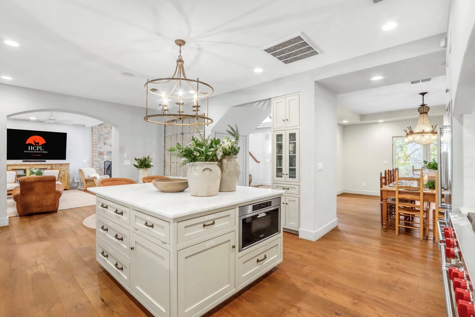 Large island - Main House