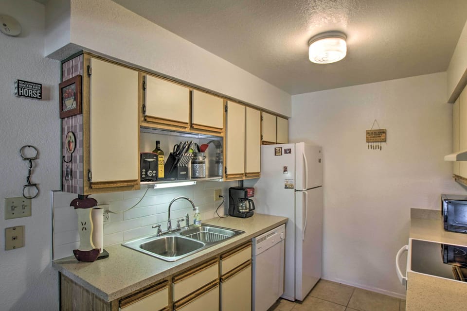 Kitchen | Drip Coffee Maker | Toaster