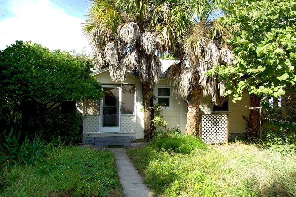Secluded Beach Cottage - Exterior front of house
