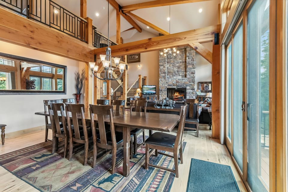 Dining Room - Summer