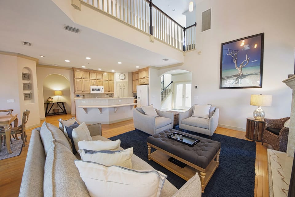 Living area with SmartTV