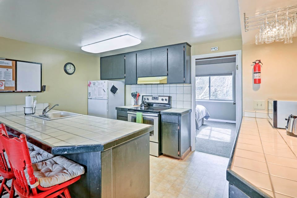 Kitchen | Bar Seating | Cooking Basics