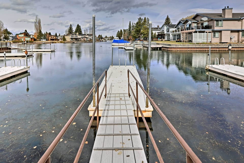 Private Boat Dock | Lake Access