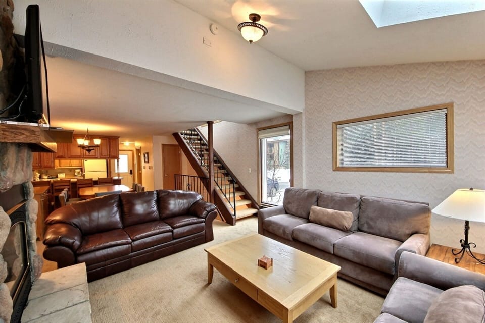 Southern Sun Exposures Provide added Warmth