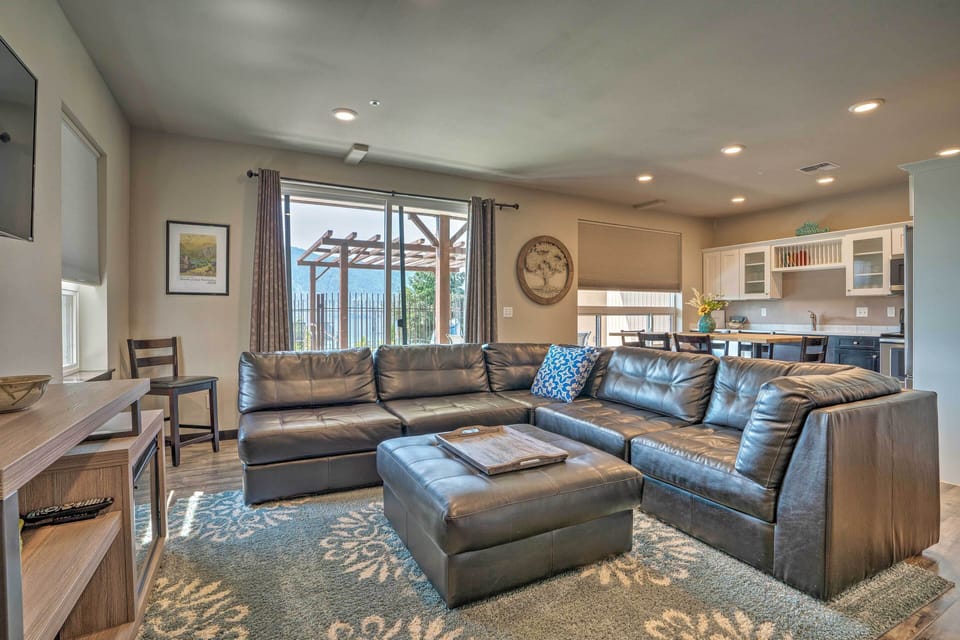 Living Room | Full Sleeper Sofa | Central A/C & Heating | Cable TV